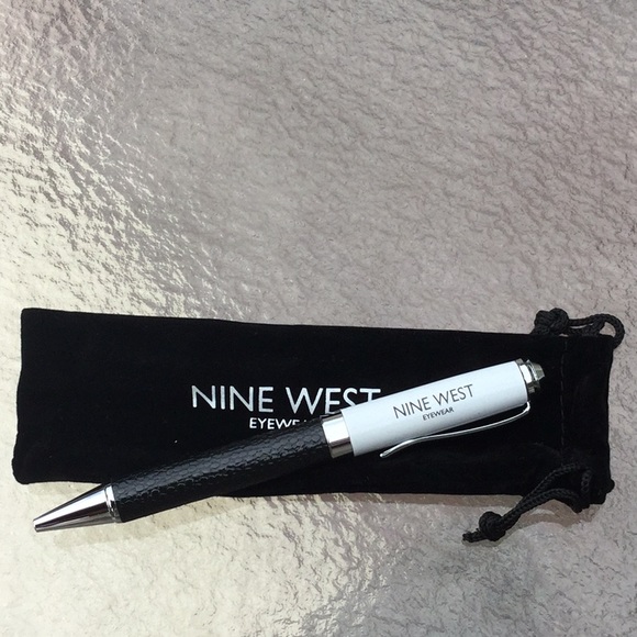 HOST PICK NEW Nine West ball point pen and case. - Picture 2 of 3